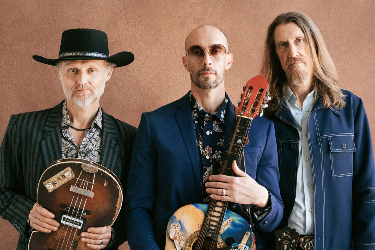 The Wood Brothers WEB 25a